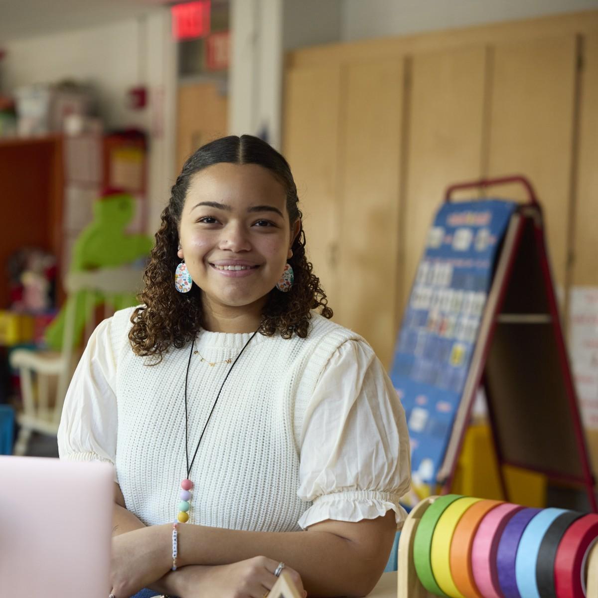 Laura Abreu ‘24 Inspires Her Non-English Speaking Students 